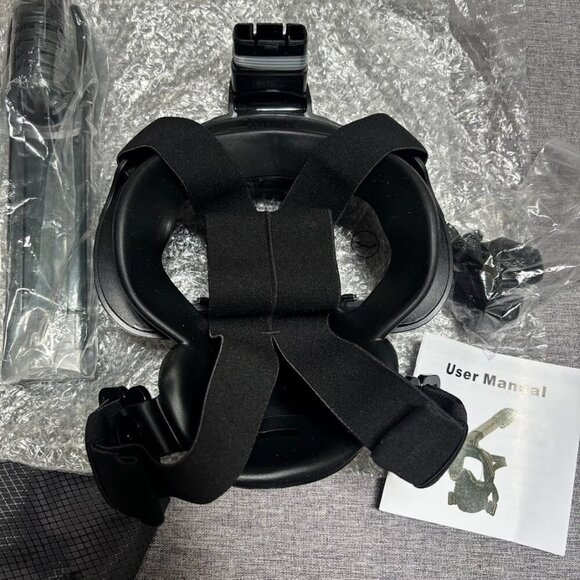 Adult Full Face Snorkel Mask with Detachable Camera Mount and Dry Top Breathing - Picture 6 of 9